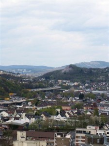 Ausblick vom Oberen Schloss Richtung Kreuztal Ausblick vom Oberen Schloss Richtung Kreuztal